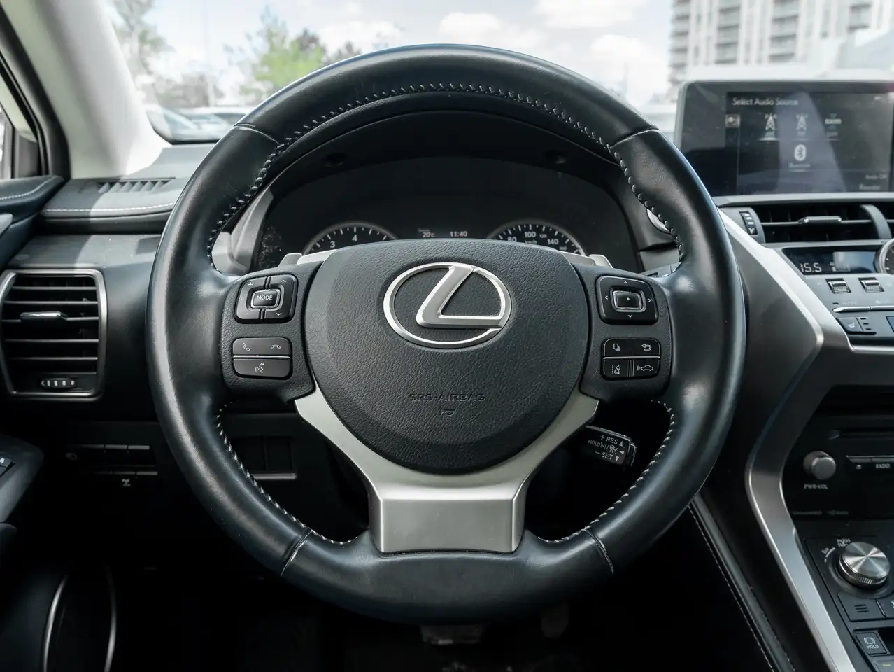 Lexus NX снимка Lexus NX