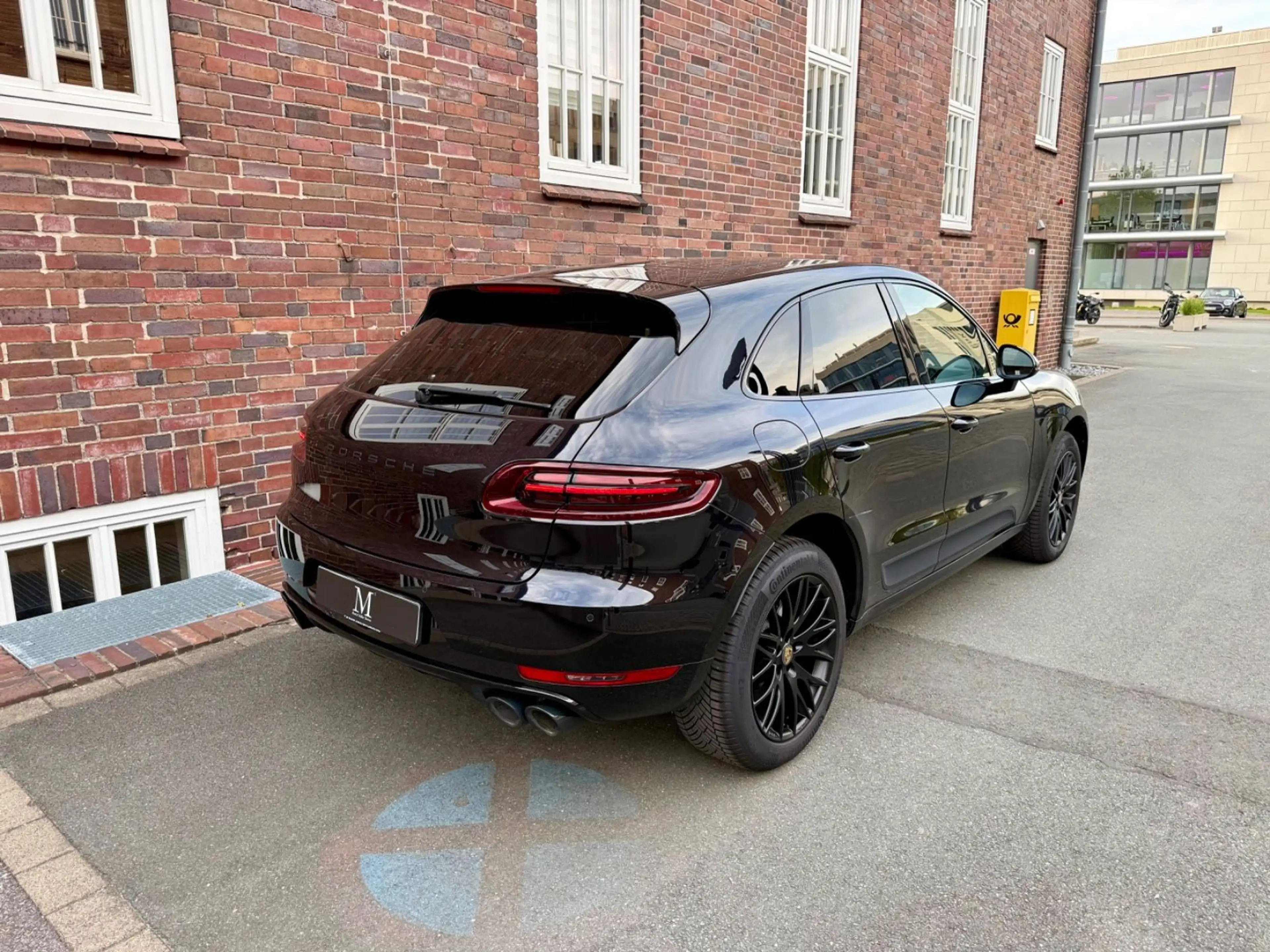 Porsche Macan S*LED*Pano*2.Hd*AHK*Scheckheft*Luftfahwerk — photo 5