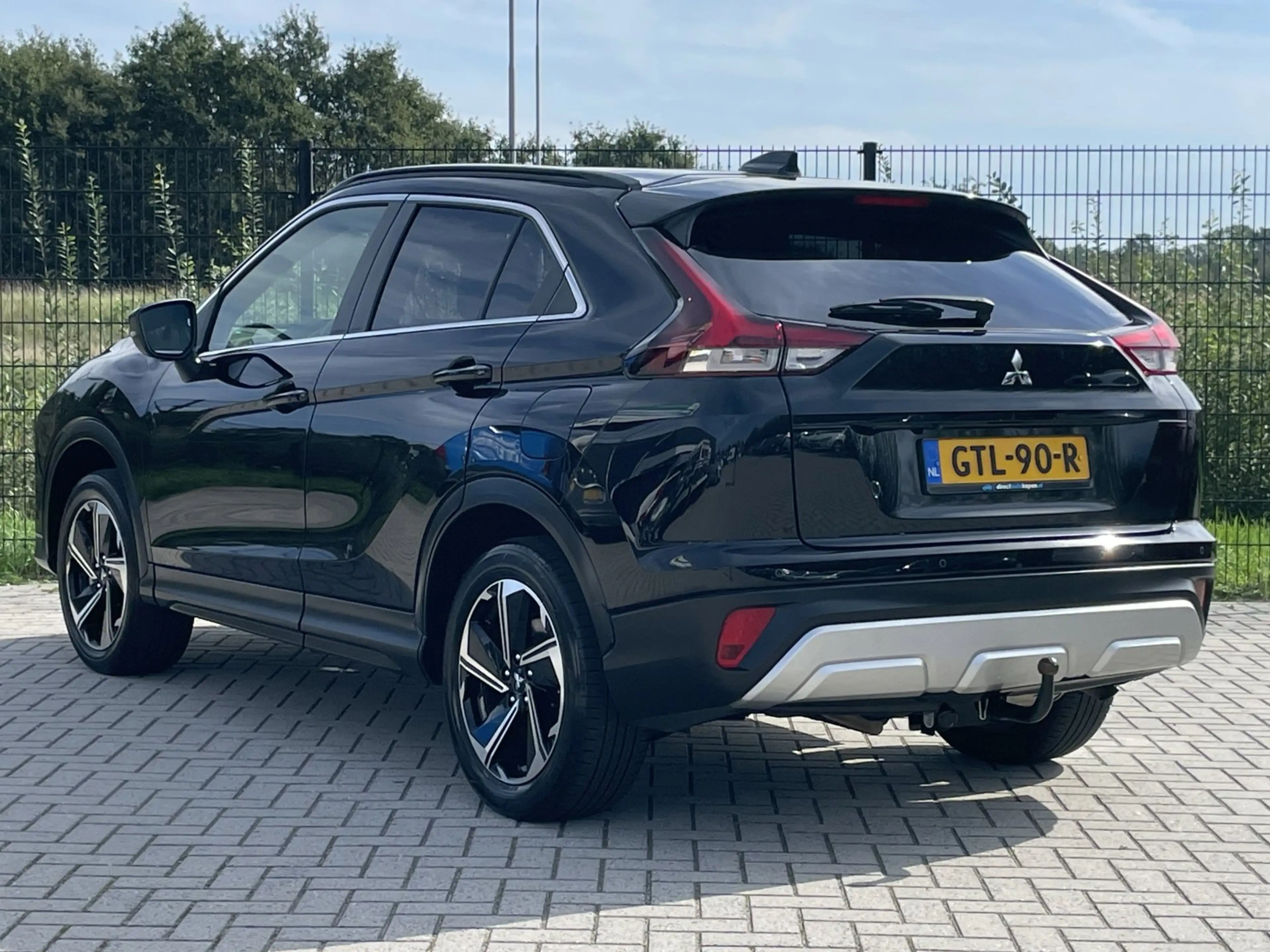 Mitsubishi Eclipse Cross 2.4 PHEV Intense+ | 1ste eigenaar | Camera | NAVI — photo 5