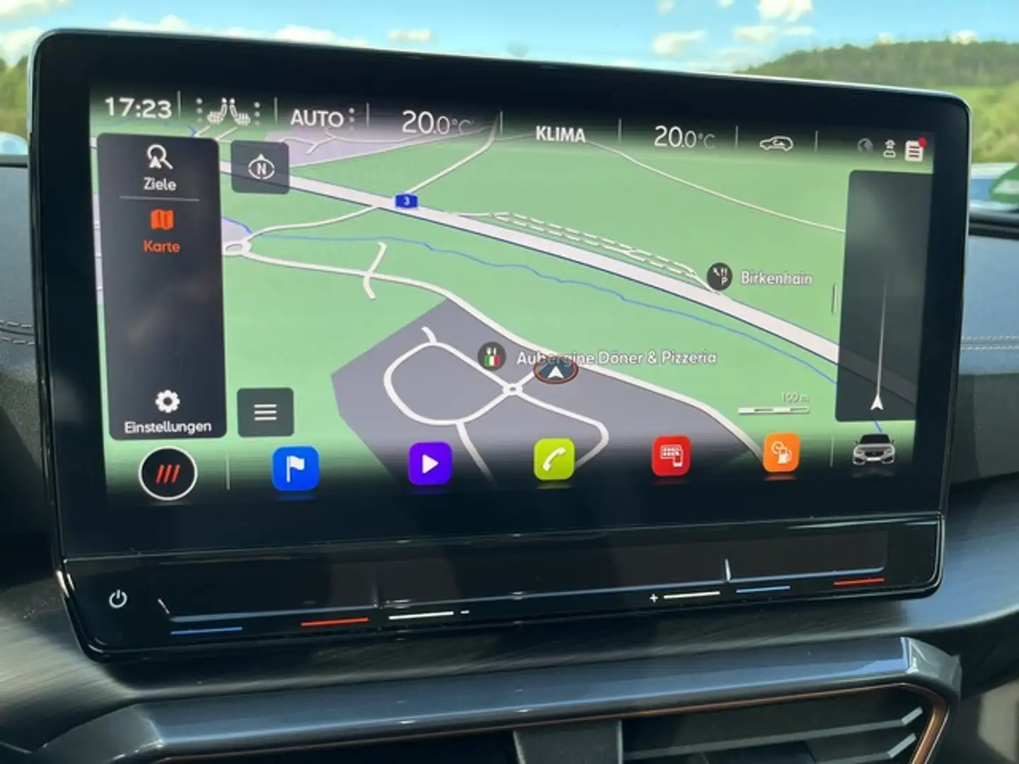 CUPRA Leon Sportstourer 2.0 TSI 310 VZ 4Drive + Navi + AHK + Noir - 2