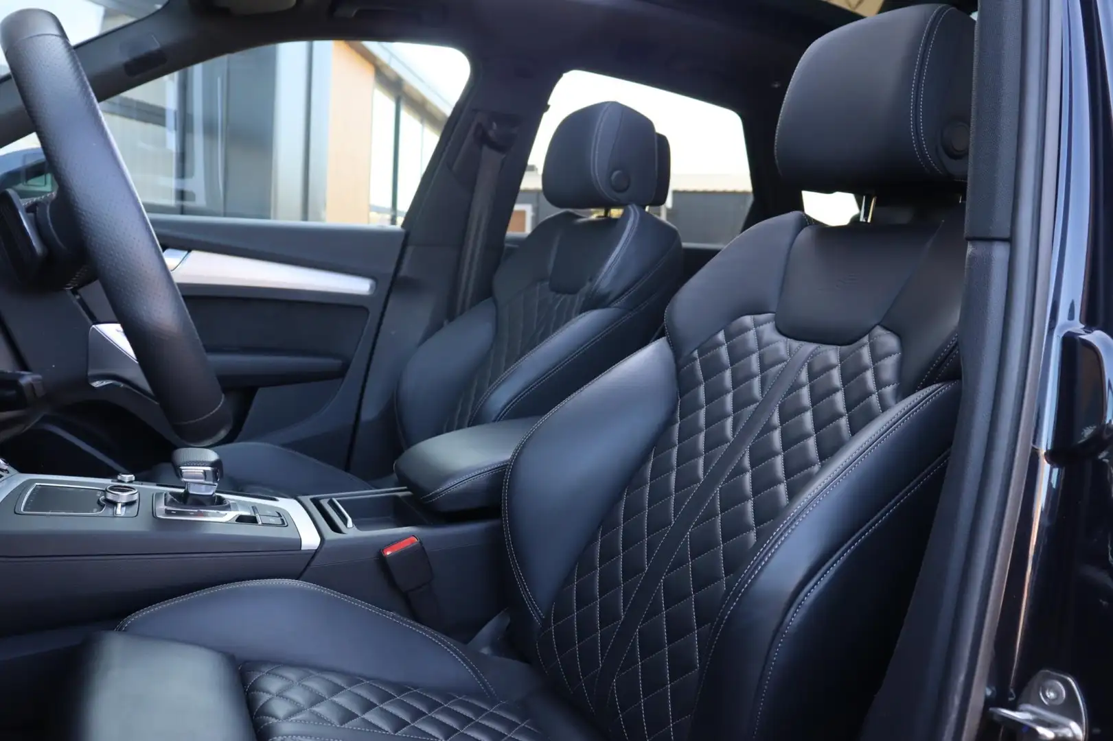 Audi Q5 55 TFSI e quattro Competition S-line | Luchtvering Blauw - 2