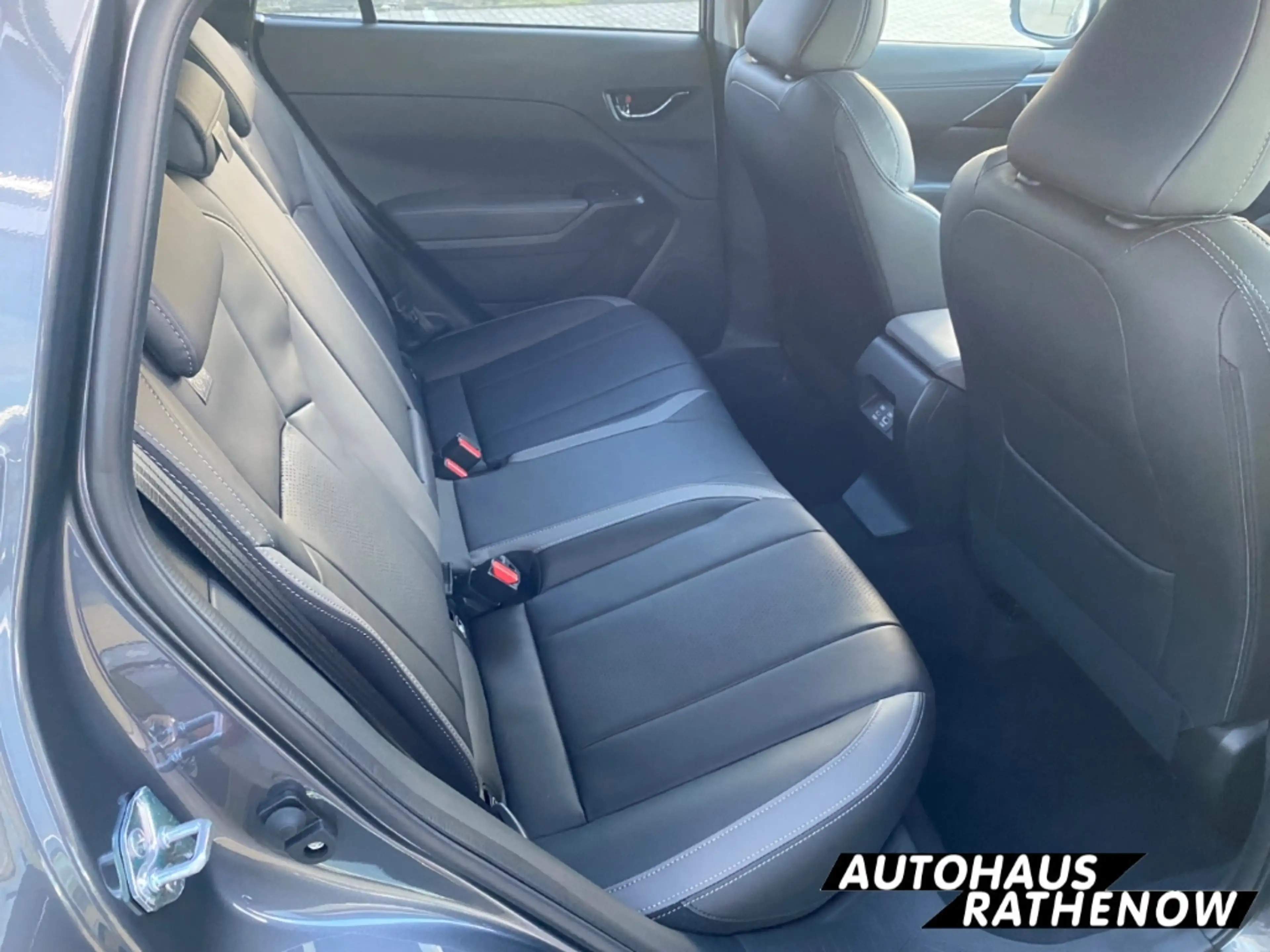 Subaru Impreza Platinum 2.0ie Navi Leder 360 Kamera LED 5 Jahre G — photo 14