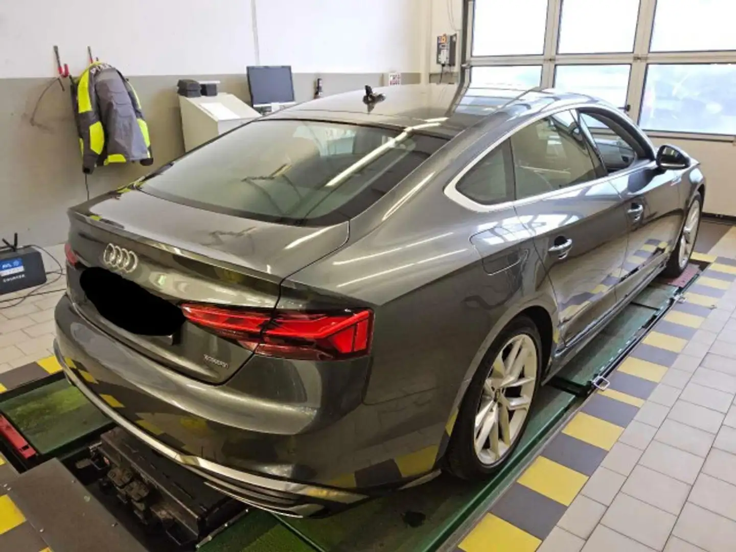 Audi A5 S line 50TDI quatt tiptro Stdhz ACC Grau - 2