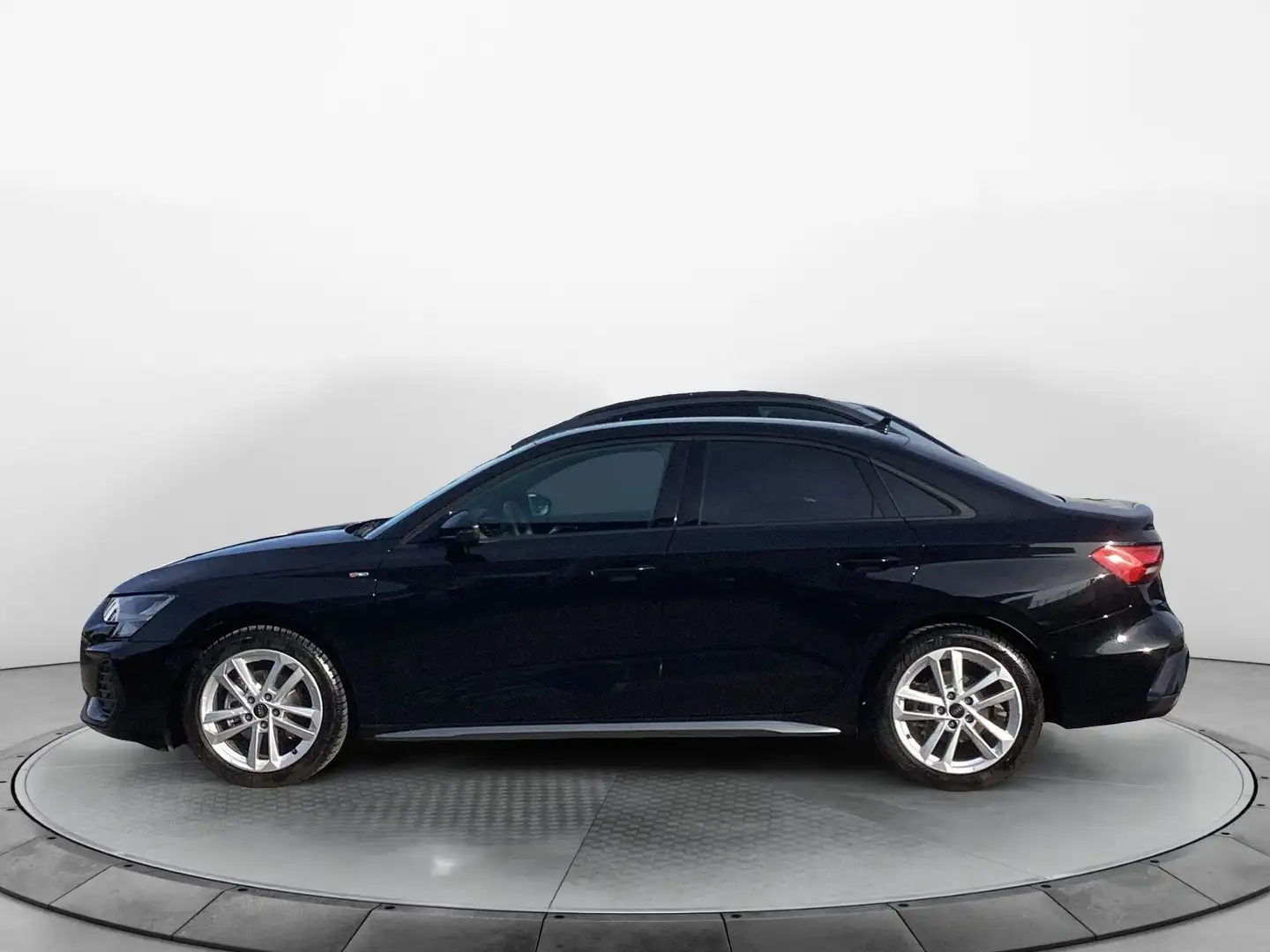 Audi A3 35 TFSI S-Tronic S-Line, EA8, Head- Schwarz - 2