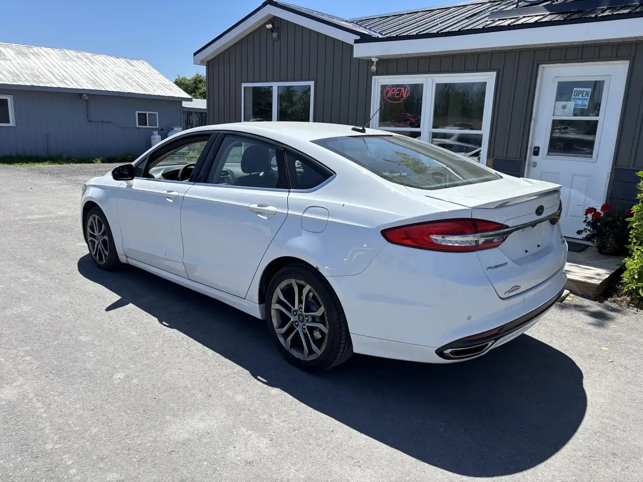 Ford Fusion снимка Ford Fusion