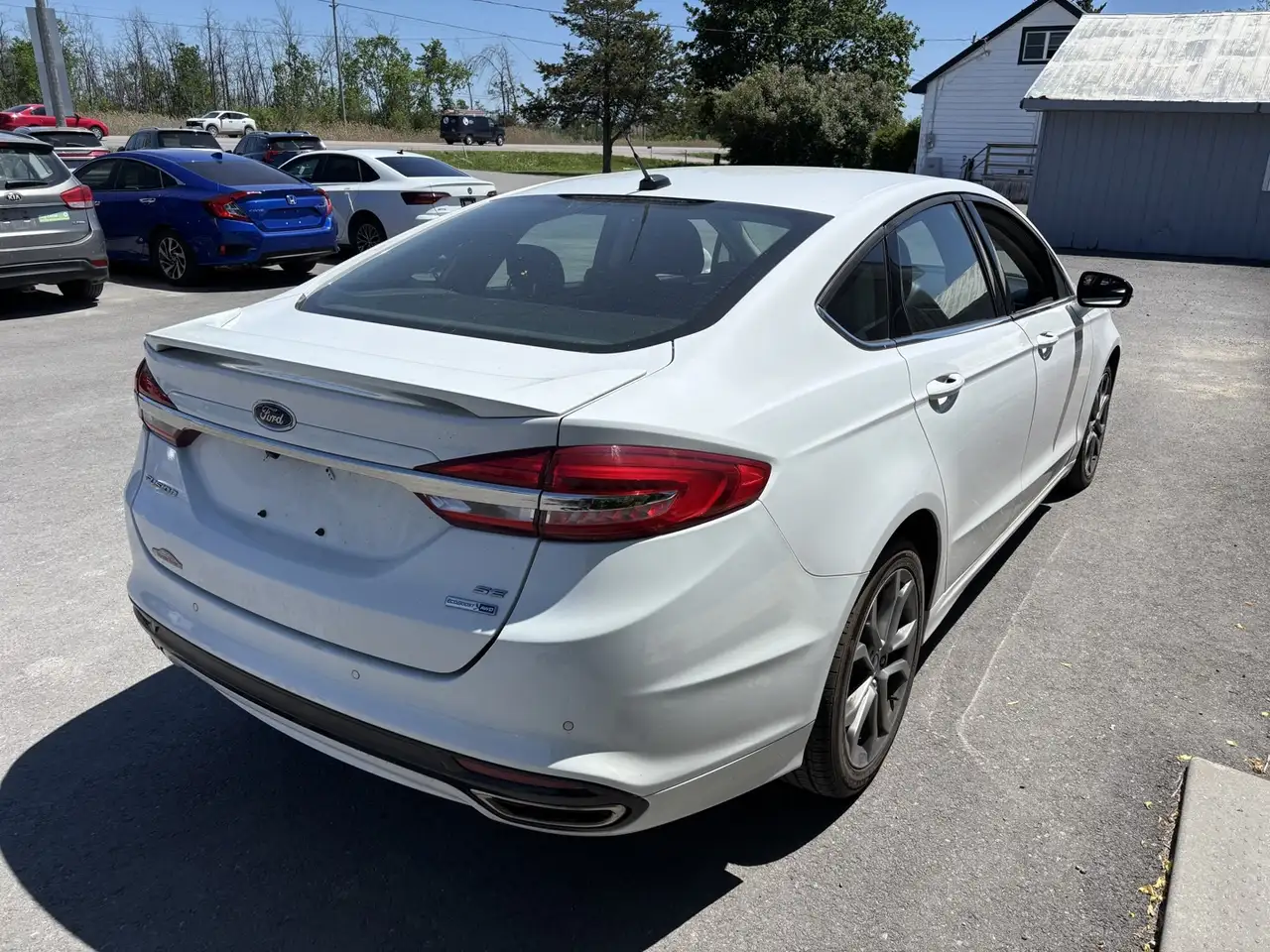 Ford Fusion снимка Ford Fusion