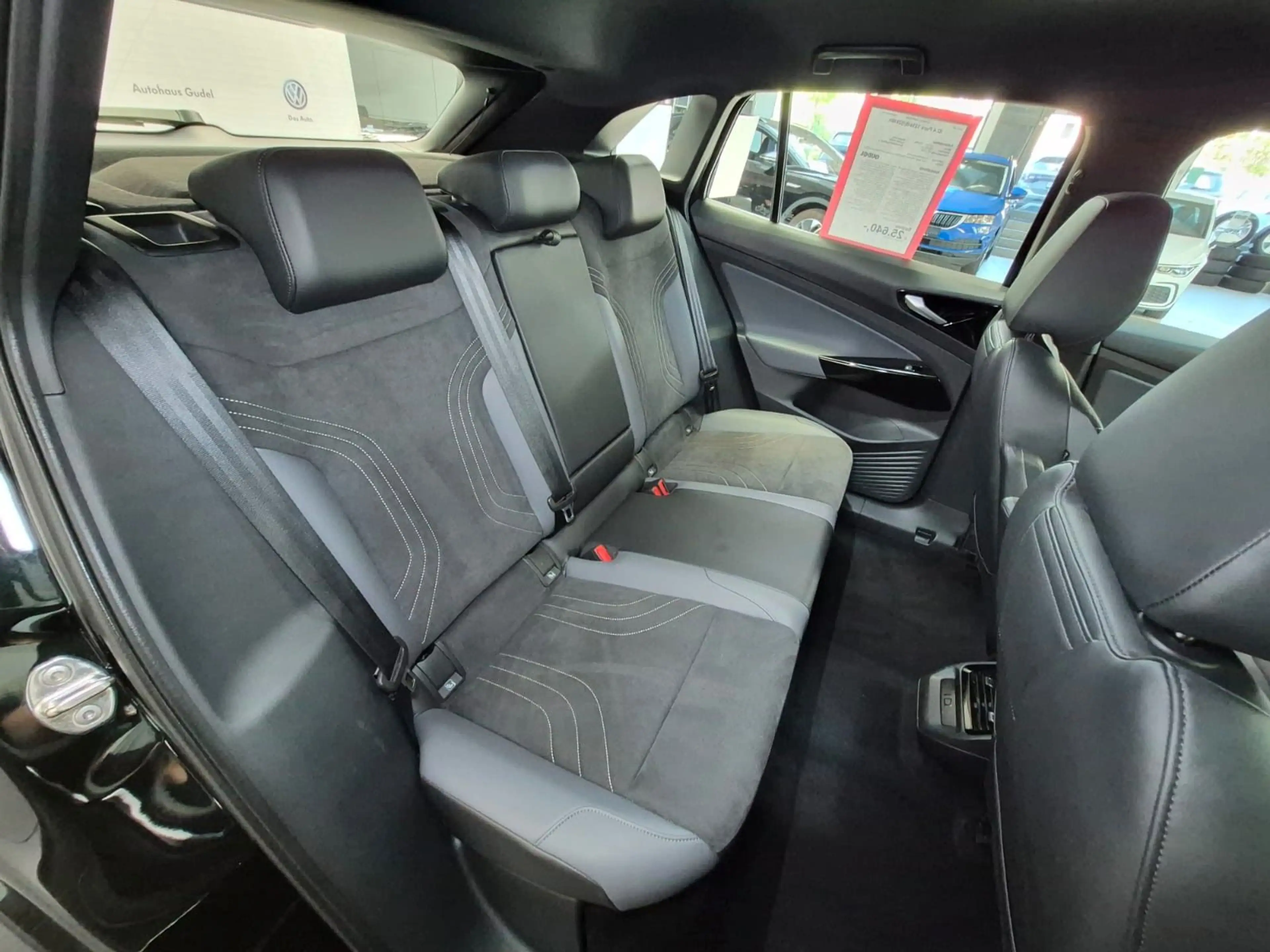 Volkswagen ID.4 Pure Performance 125 kW — photo 10