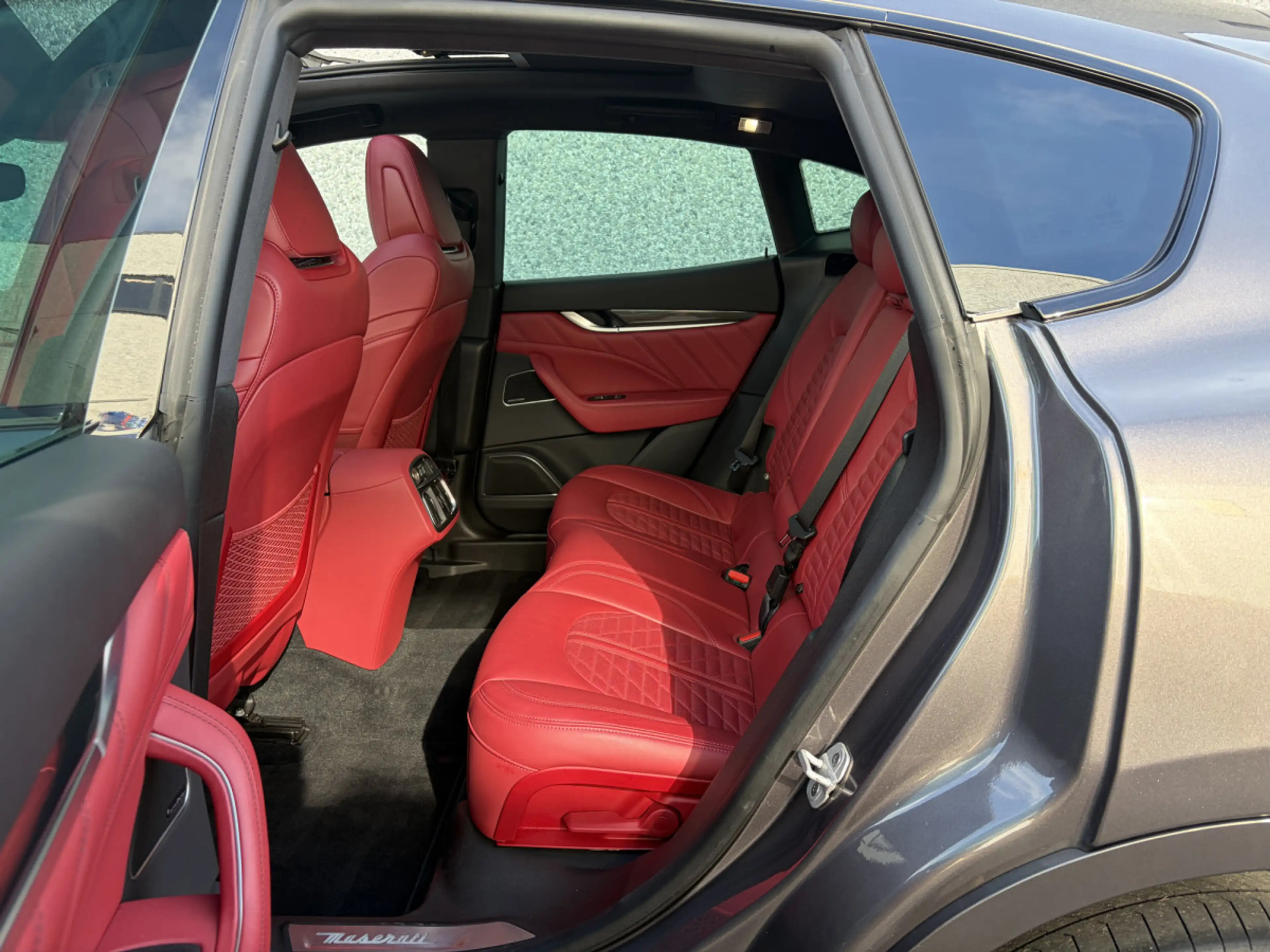 Maserati Levante Levante Modena S 3.0 V6 /PANO/ACC/360°/LUFT/Harman — photo 15