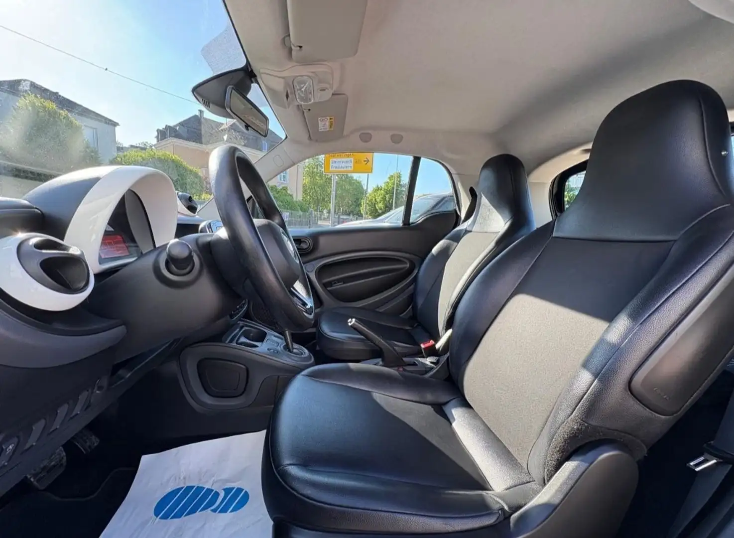 smart forTwo Passion C. Automatico 71cv benzina Zwart - 2