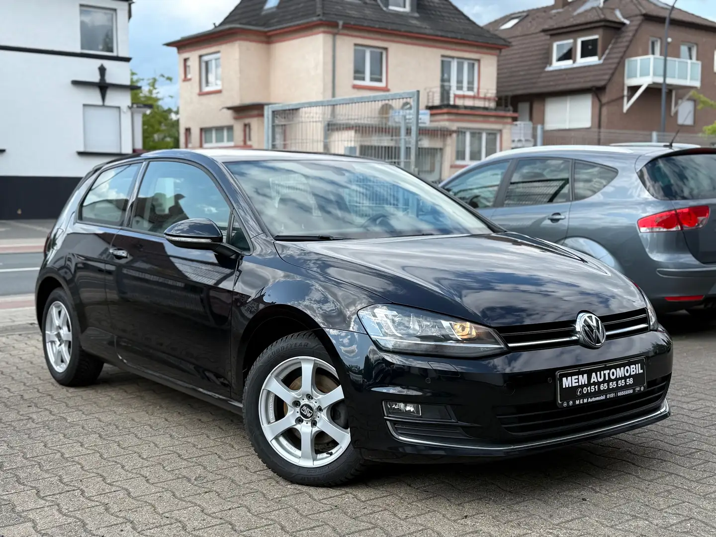 Volkswagen Golf 1.4 TSI Highline*1.Hand*Scheckheft*Unfallfrei Noir - 1