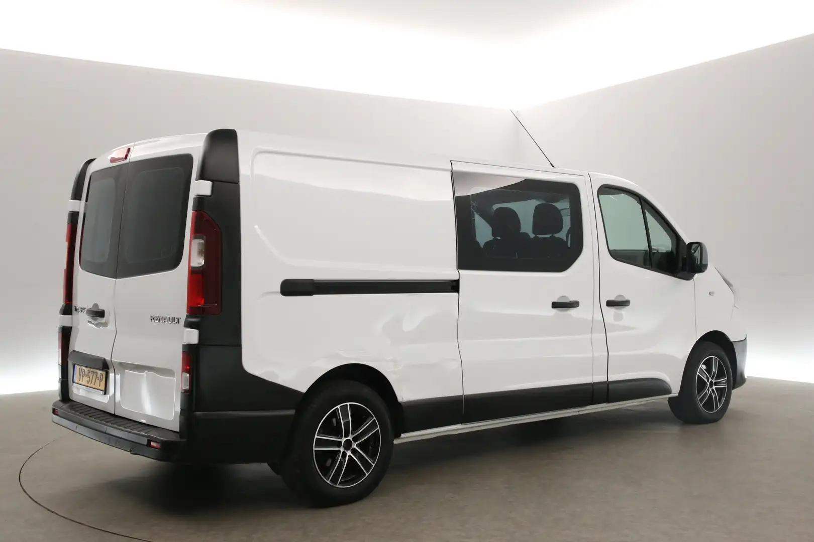 Renault Trafic 1.6 dCi T29 L2H1 APK t/m 11-2025 | Dubbele Cabine White - 2
