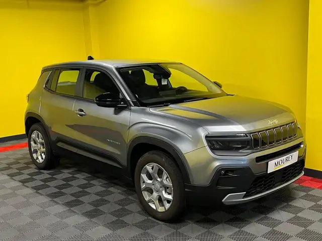 Jeep Avenger view 25