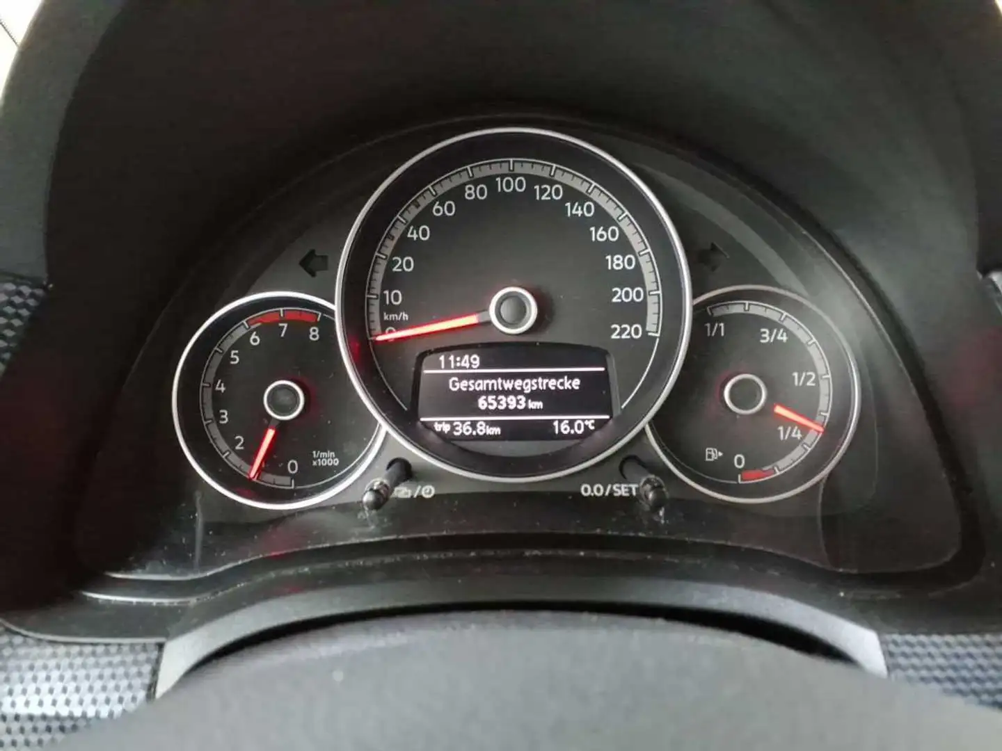 Volkswagen up! 1.0 - move up! / WeConnectGo, Bluetooth, SHZ Weiß - 2