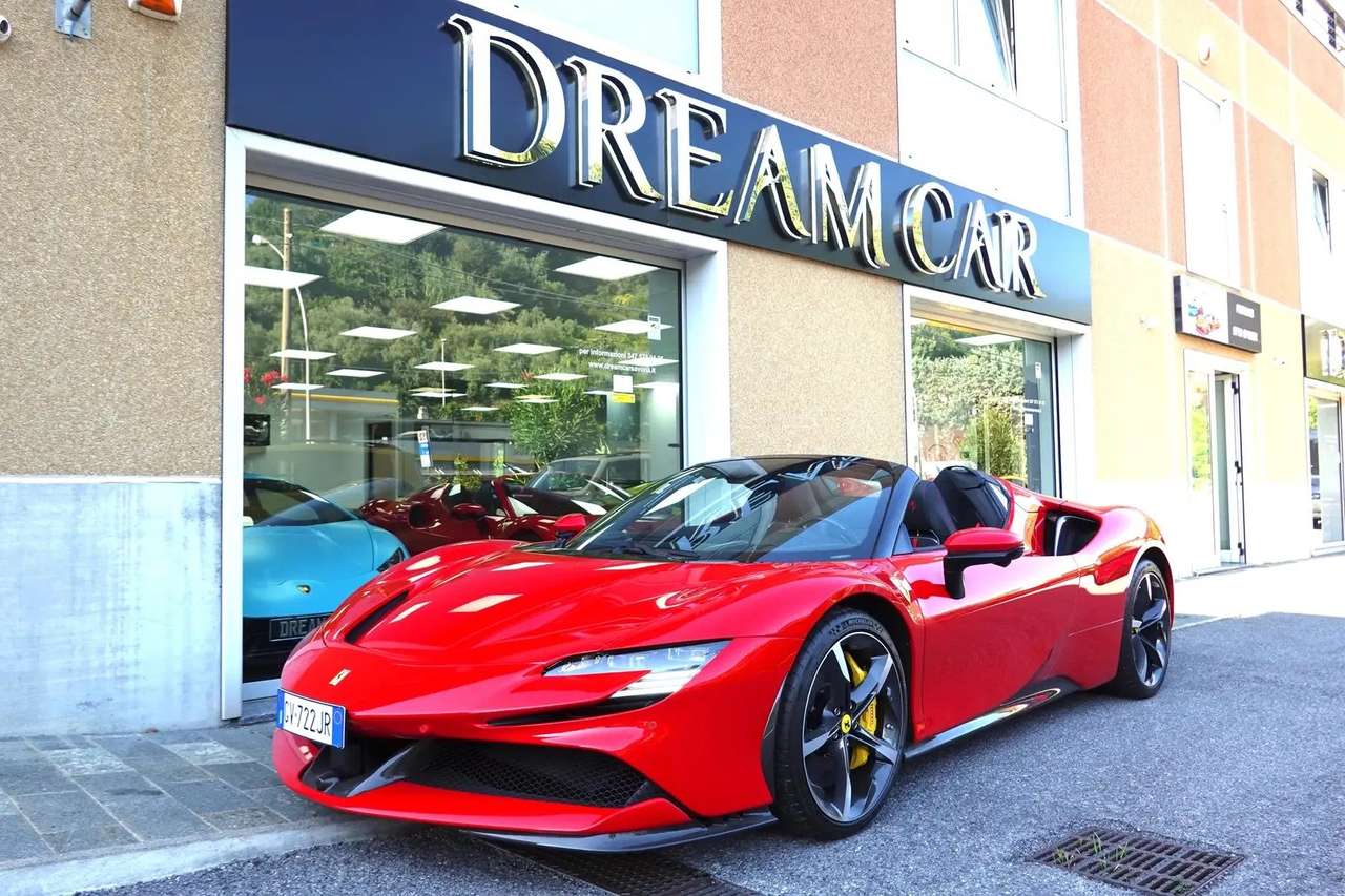 Ferrari SF90 Spider CON PIU\' DI € 100.000 DI OPTIONALS