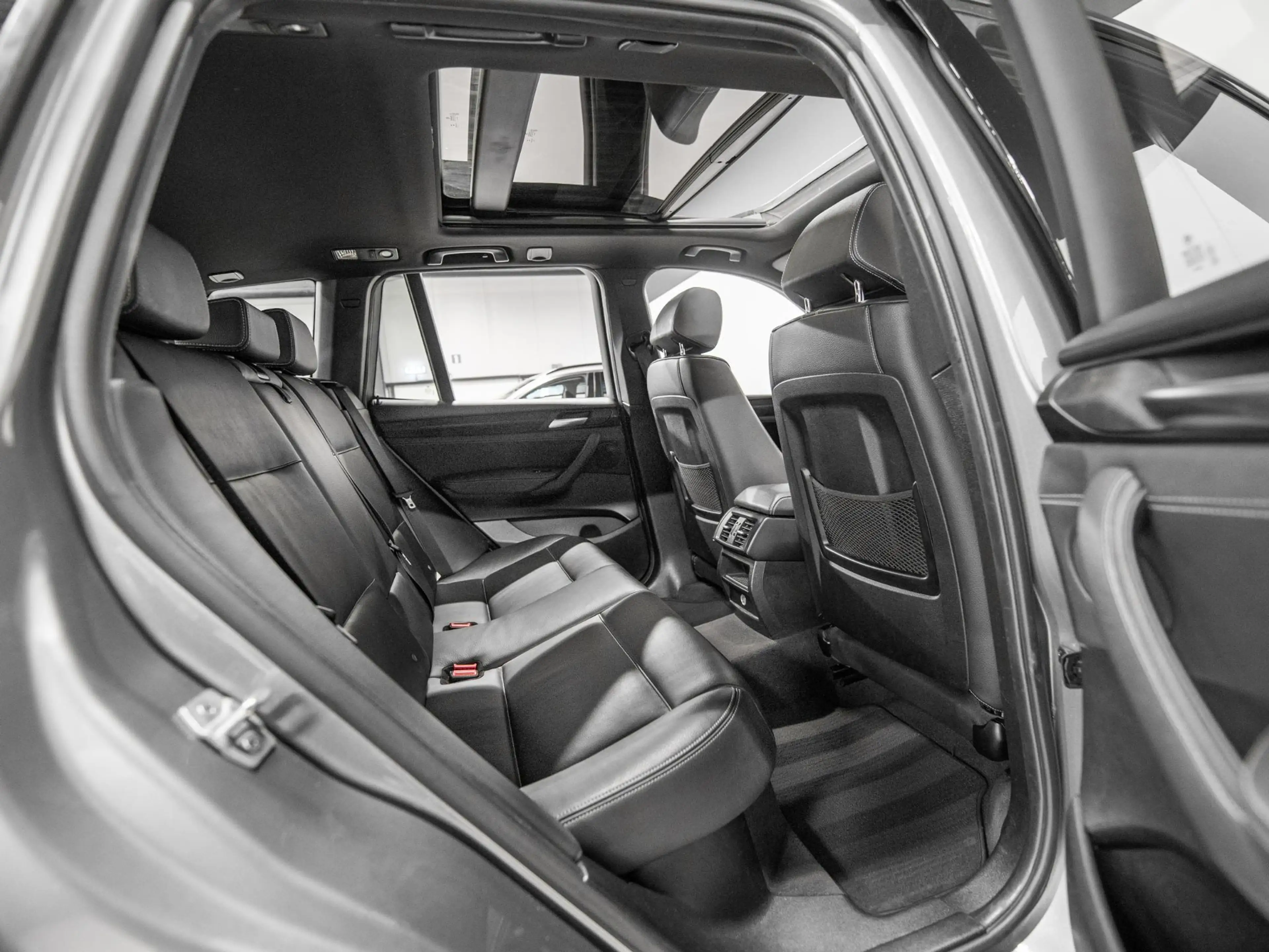 BMW X3 xDrive28i High Executive M-Pakket Pano ACC Leer — photo 19