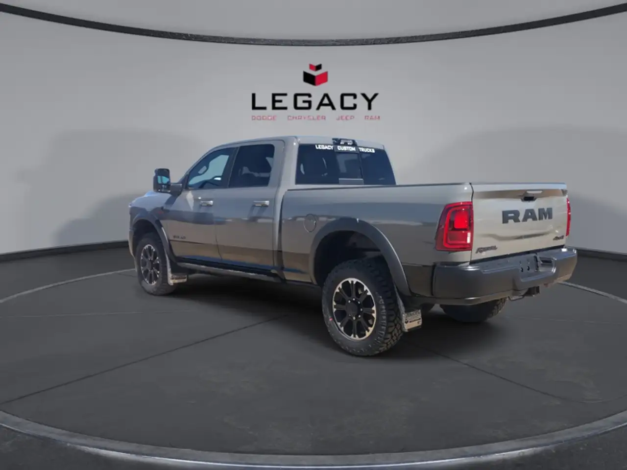 RAM 2500 снимка RAM 2500