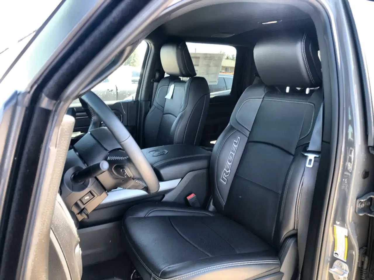 RAM 2500 снимка RAM 2500