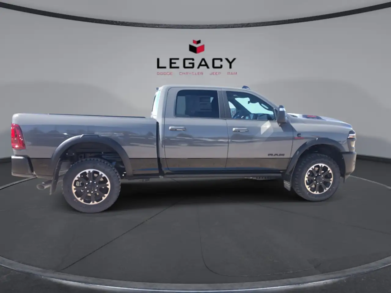 RAM 2500 снимка RAM 2500