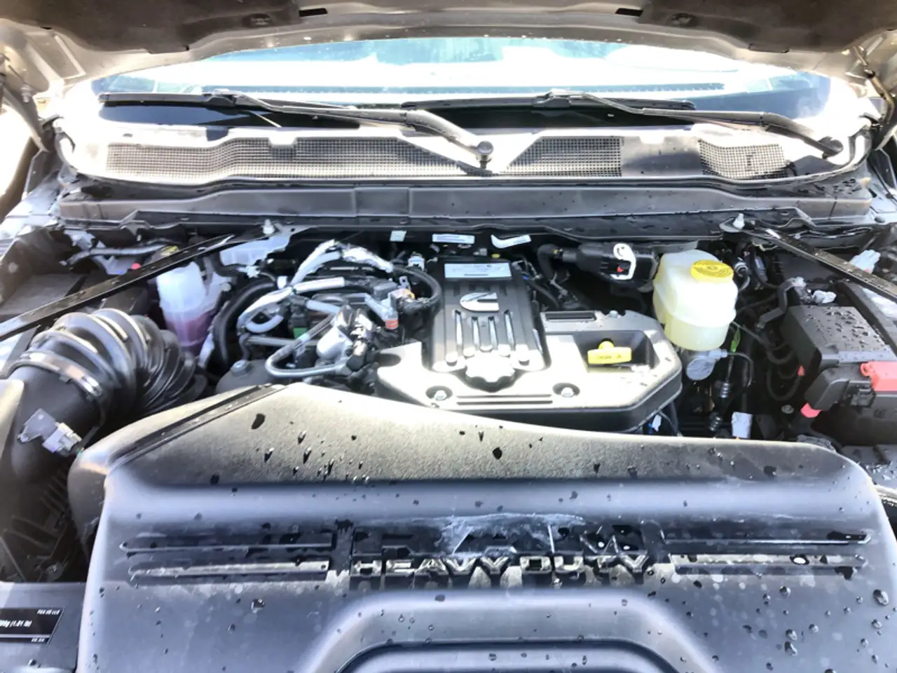 RAM 2500 снимка RAM 2500