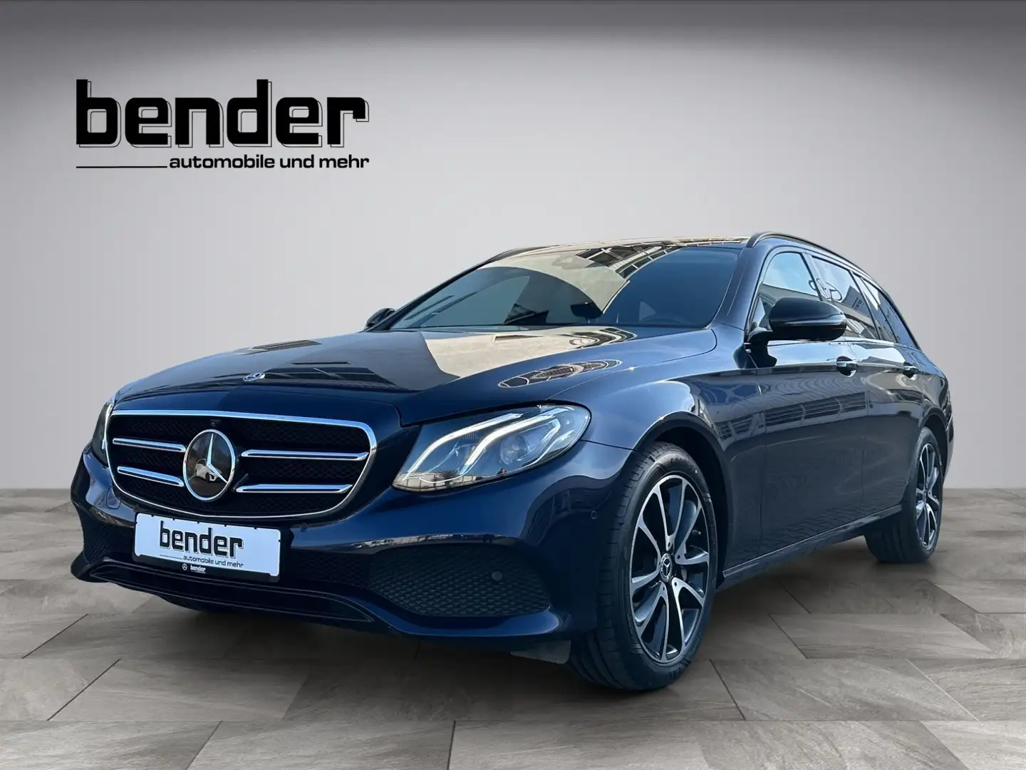 Mercedes-Benz E 400 T 4MATIC*STANDHZG*COMAND*LED*MEMORY*DISTRONIC* Modrá - 1
