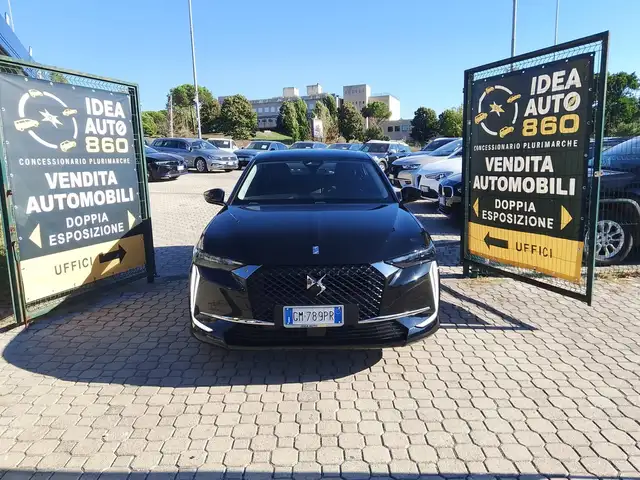 DS Automobiles DS 4 view 2