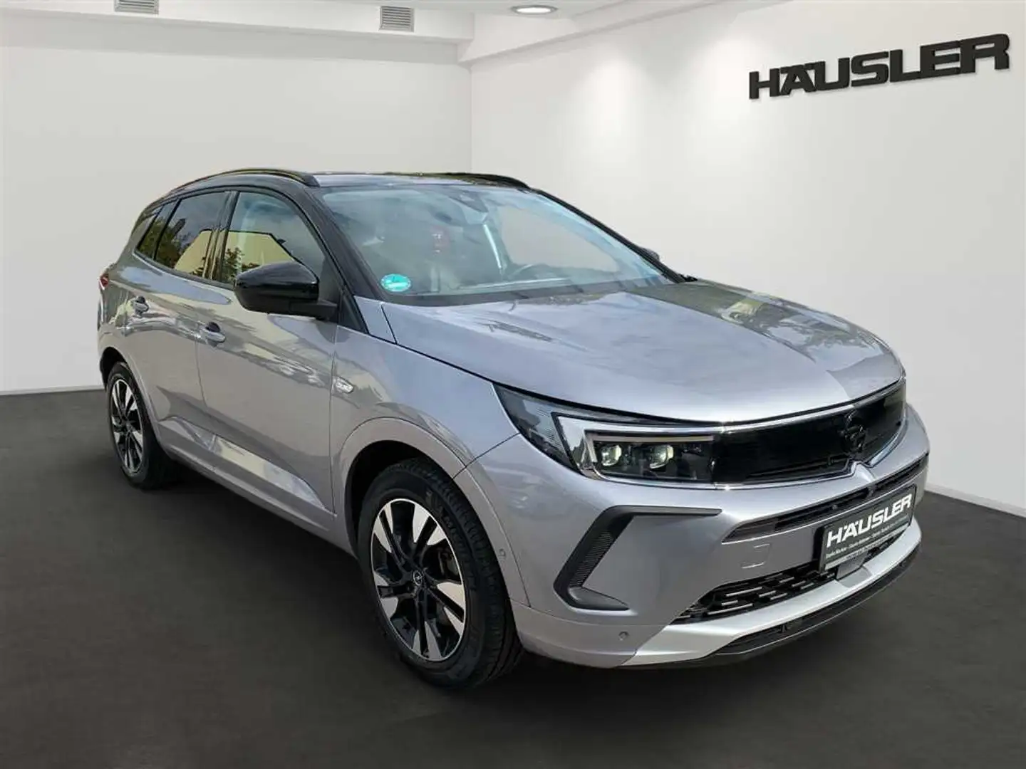 Opel Grandland X 1.6T AT Hybrid Ultimate AHK LED PDC ACC Kamera Nav Grau - 2