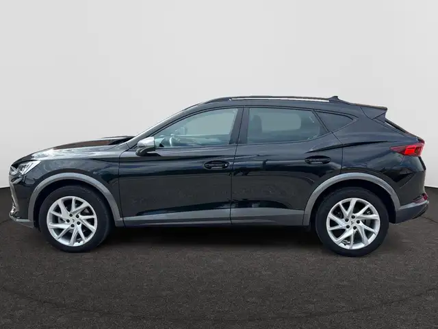 Cupra Formentor view 9