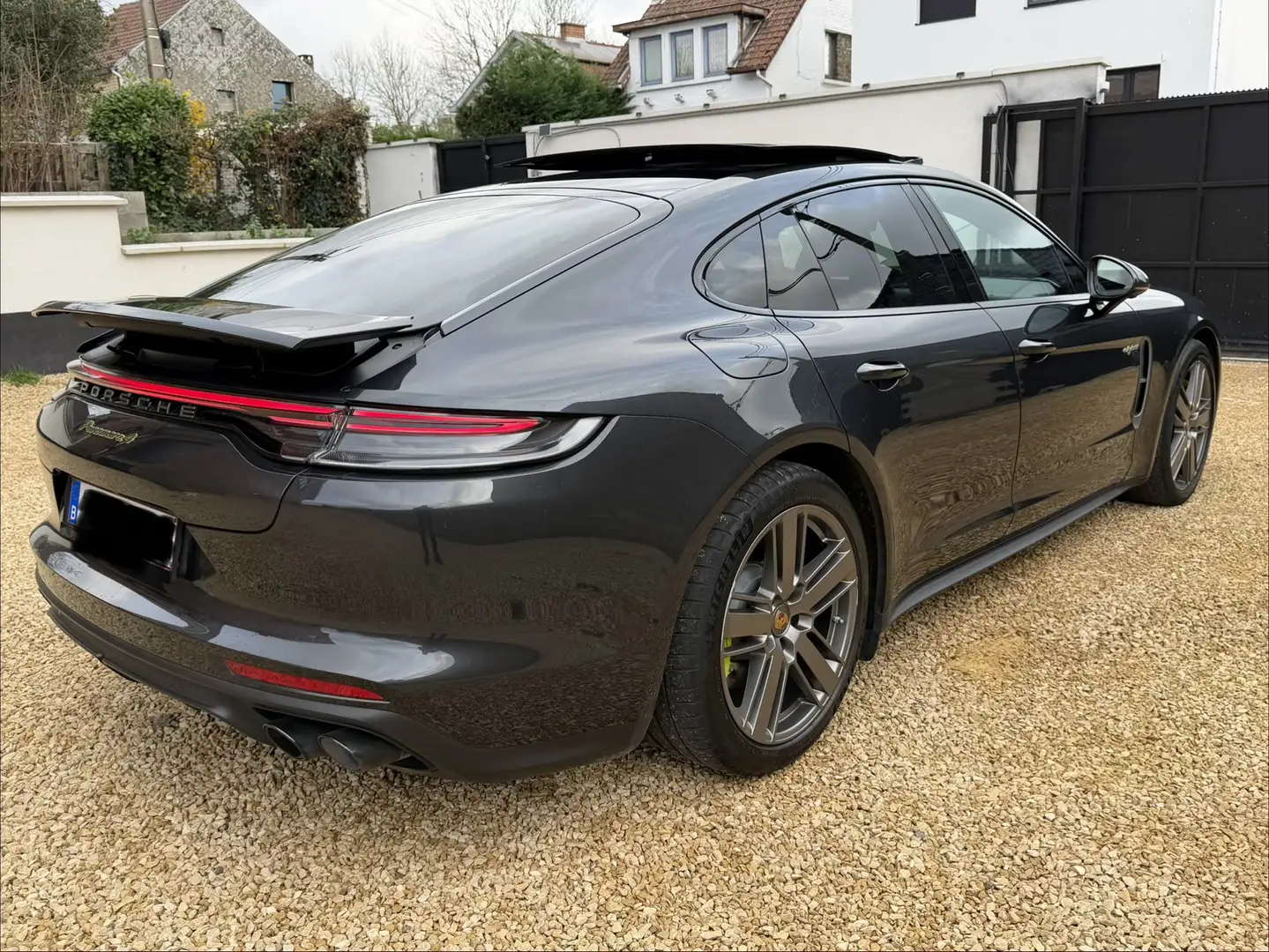 Porsche Panamera 4 e-Hybrid Sp.Tur.Plat.Edition 2.9 V6 Bi-Turbo PHE - 2