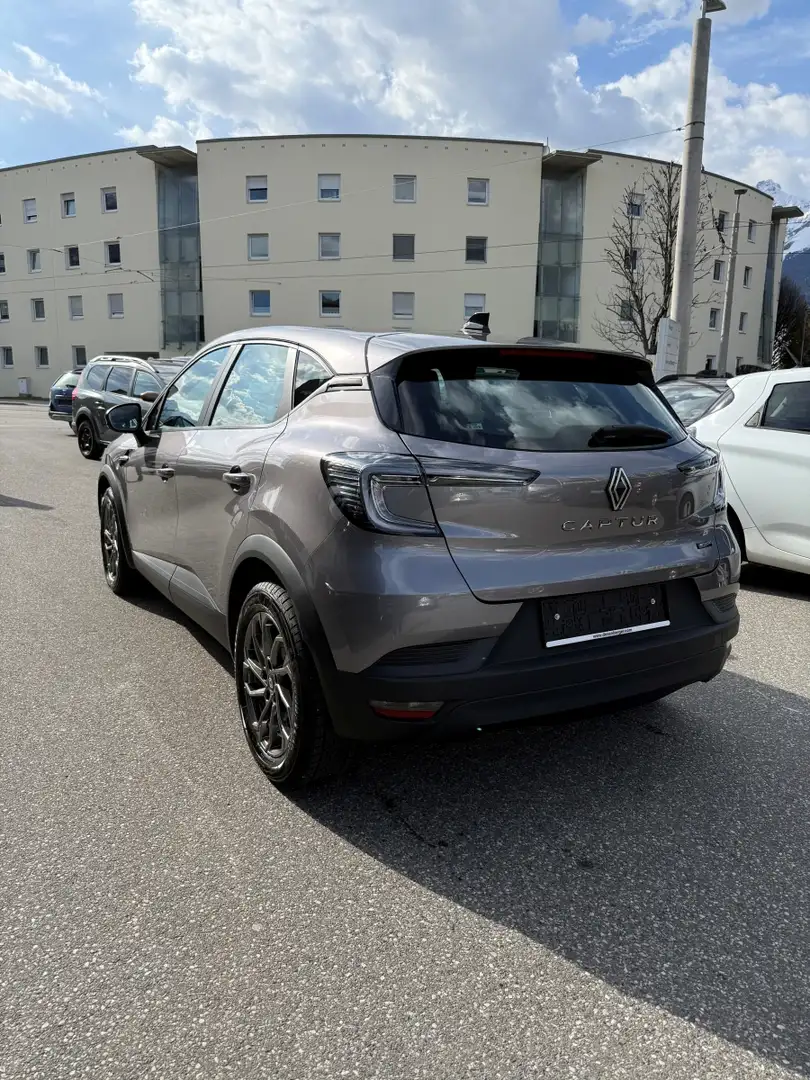 Renault Captur Captur Evolution E-Tech Full Hybrid 145 Grau - 2