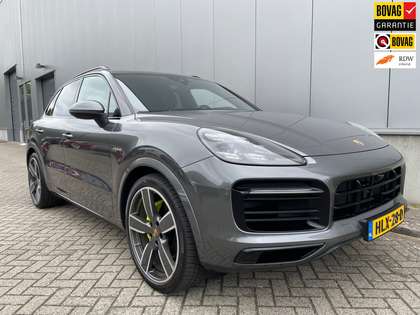 Porsche Cayenne 3.0 E-Hybrid / Panorama
