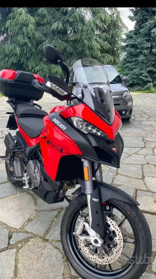 Ducati Multistrada V2 S
