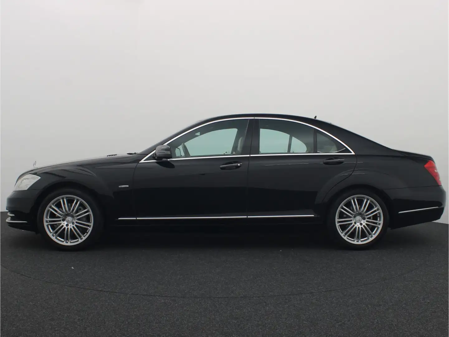 Mercedes-Benz S 350 CDI BlueEFFICIENCY Prestige YOUNGTIMER / INCL BTW Zwart - 2