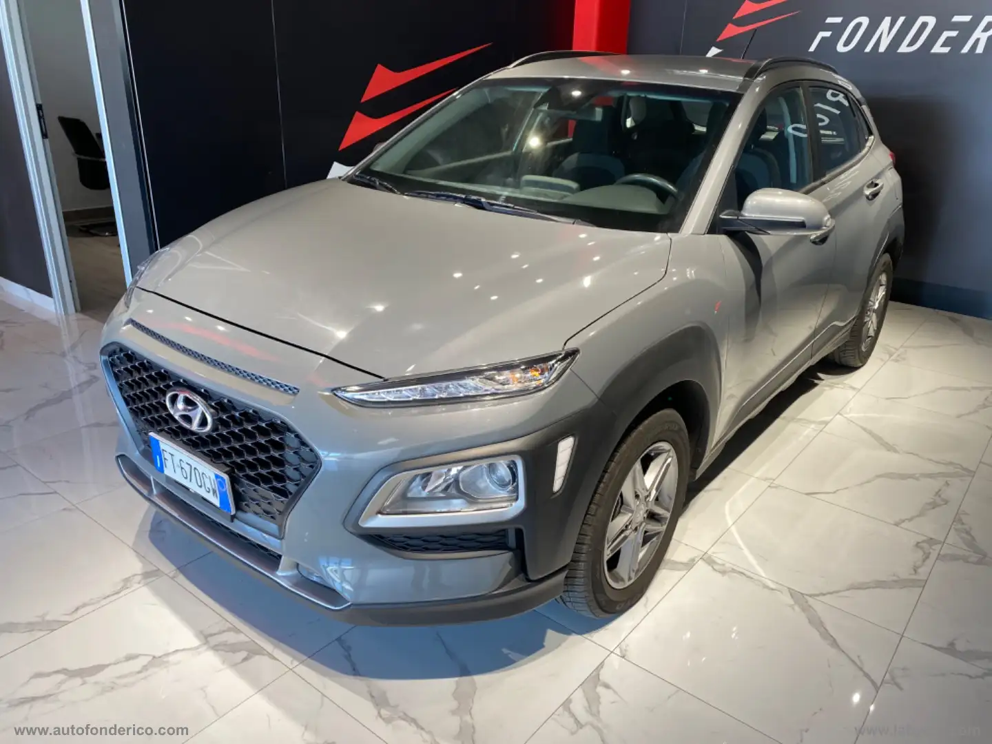 Hyundai KONA 1.6 CRDI 115 CV Style Gris - 2