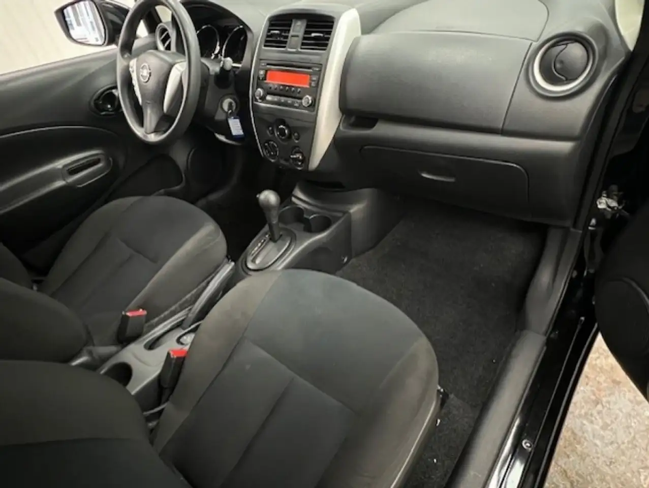 Nissan Note снимка Nissan Note