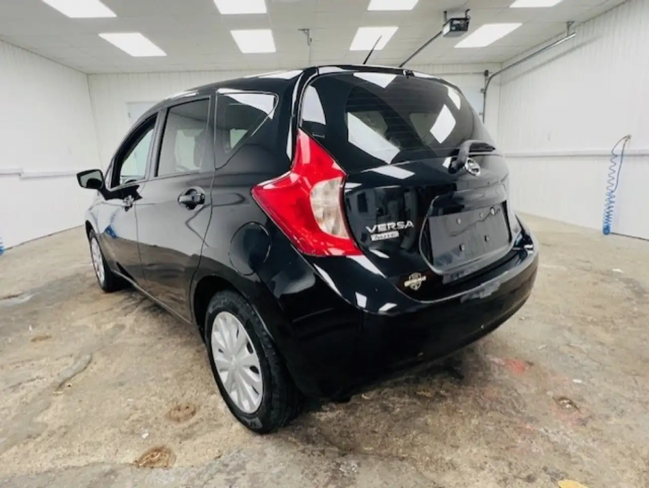 Nissan Note снимка Nissan Note