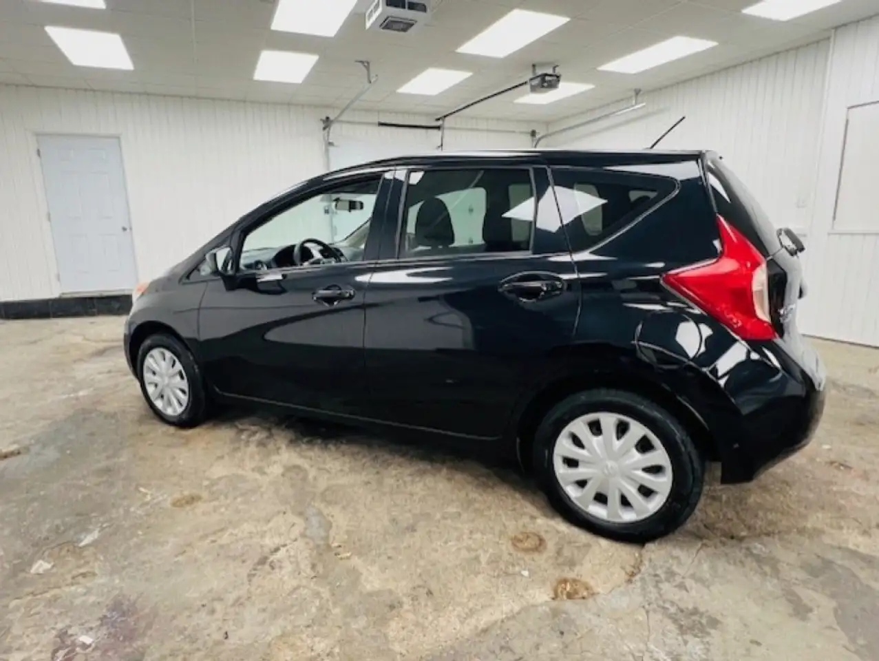 Nissan Note снимка Nissan Note
