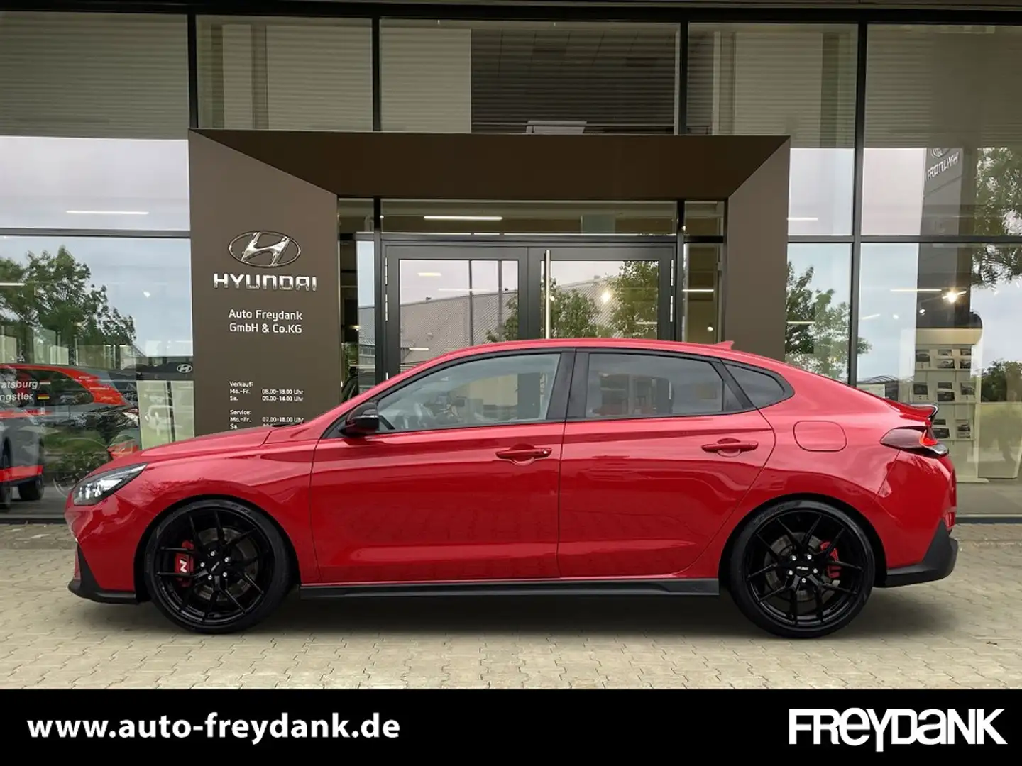 Hyundai i30 Fastback 2.0 T-GDI N Performance Navi Komfort Rood - 2