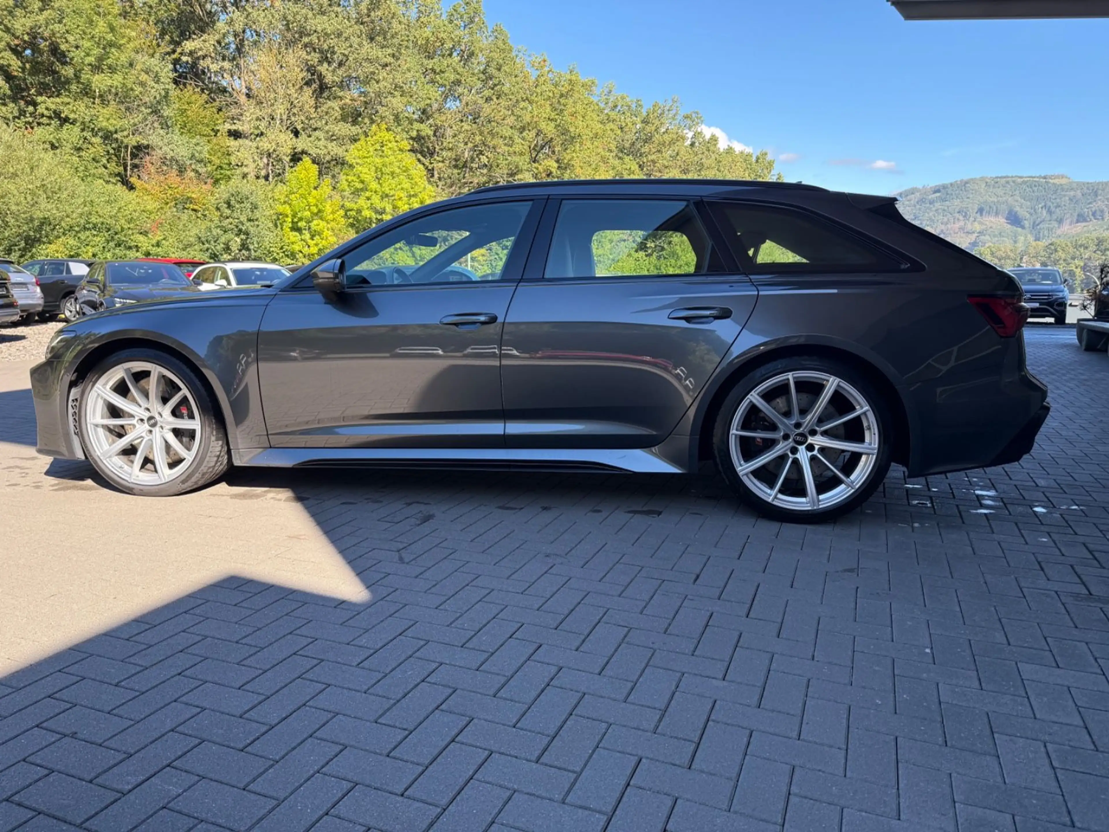 Audi RS6 Avant qu. *Pano *B&O *21Z *LASER *S-SITZE — photo 8
