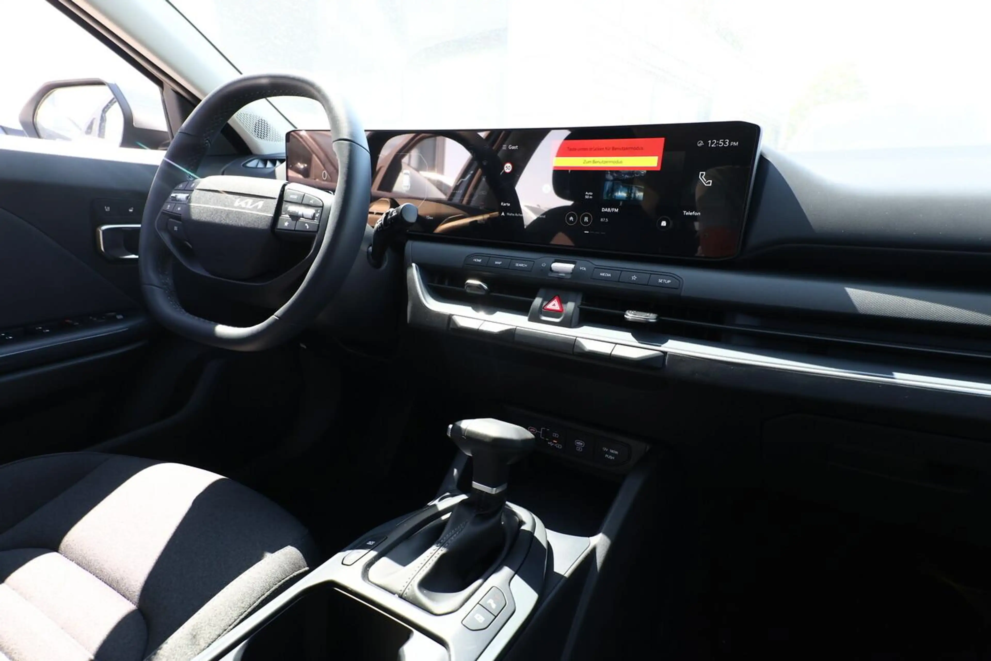 Kia K4 Sportswagon Vision SW ACC LED Nav SHZ PrivG Tot... — photo 9