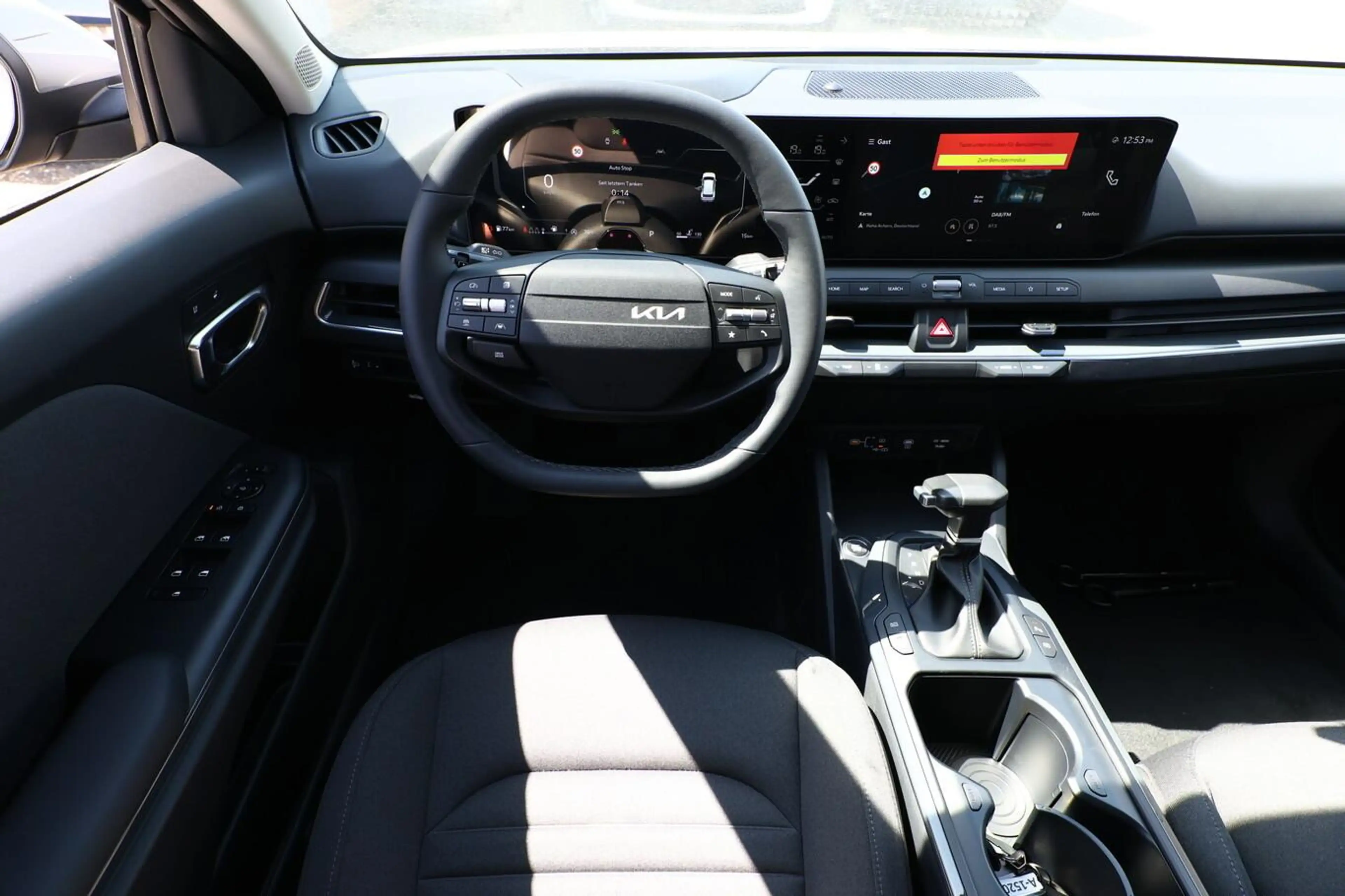Kia K4 Sportswagon Vision SW ACC LED Nav SHZ PrivG Tot... — photo 7
