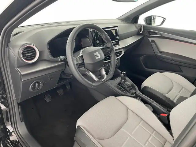 Seat Ibiza view 8