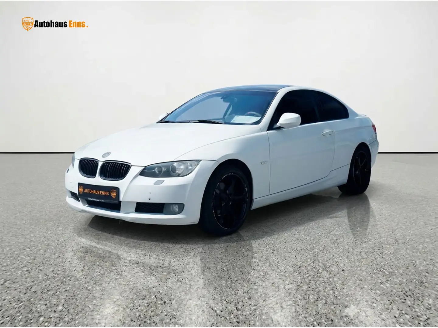 BMW 320 Automatik / Klimaautomatik / Tempomat / Einparkhilfe Weiß - 1