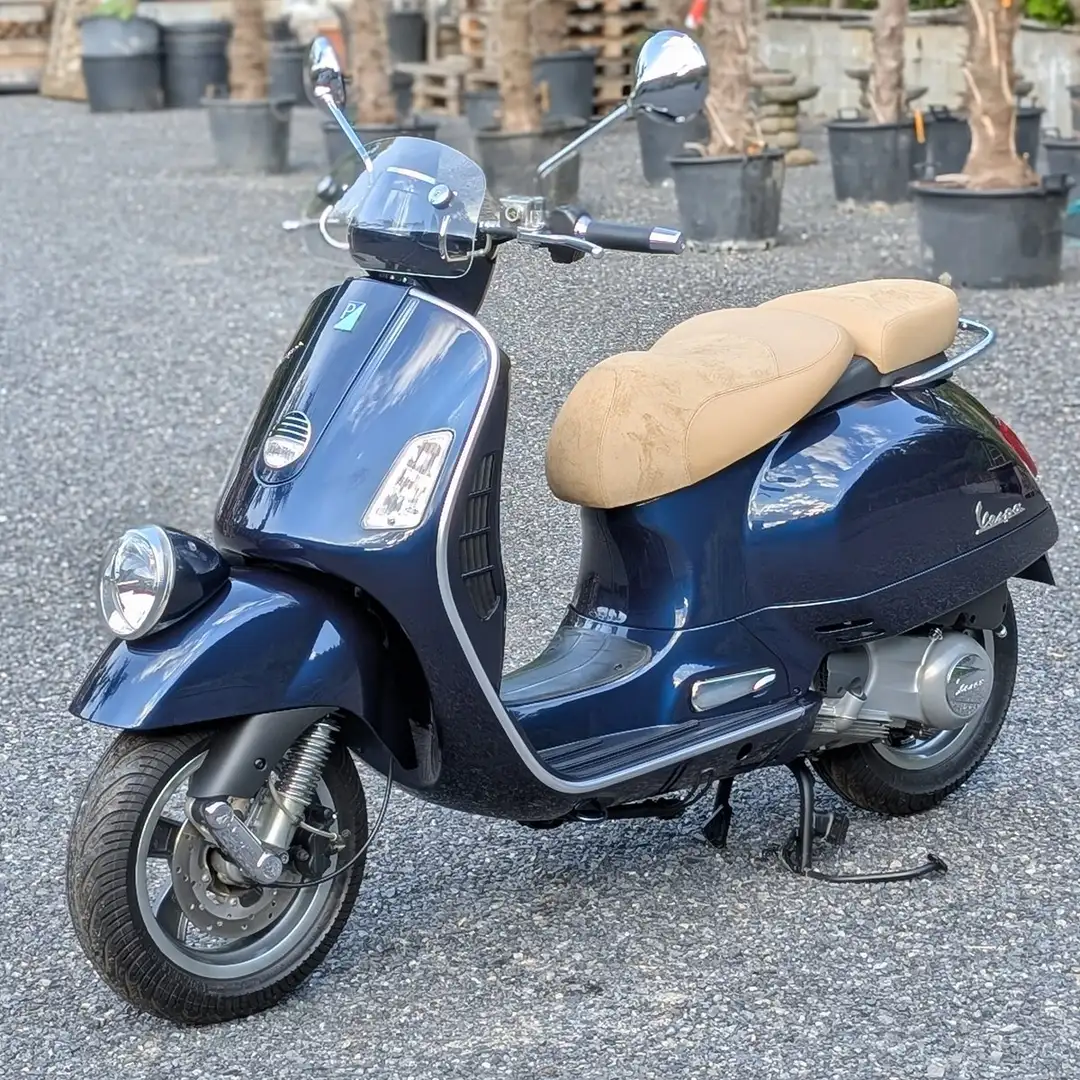 Vespa GTV 125 plava - 1