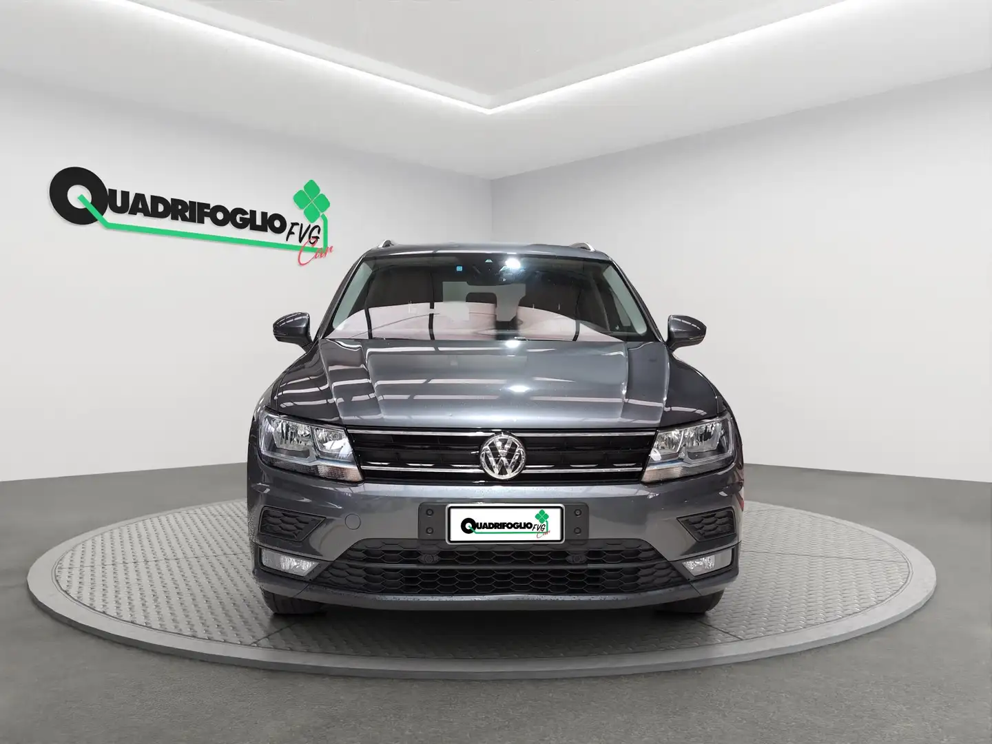Volkswagen Tiguan Tiguan  2.0 tdi Business 150cv dsg Argento - 2