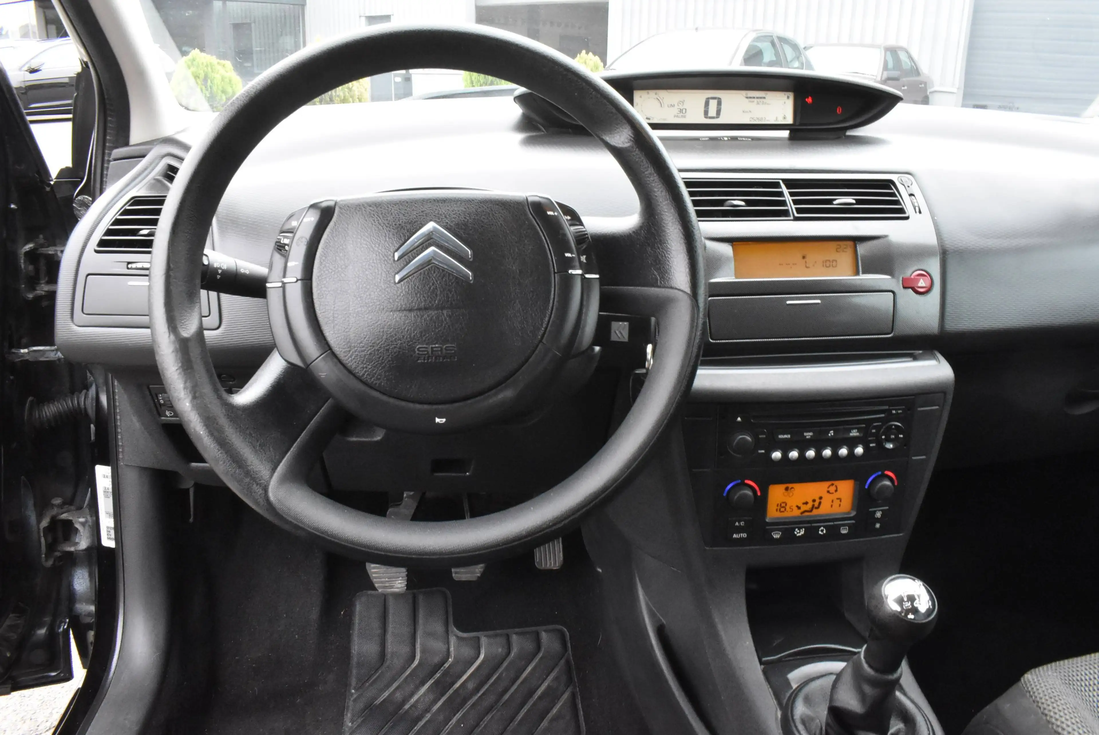 Citroen C4 1.4i Tentation Airco ***12M GARANTIE***52.000KM!!! — photo 8