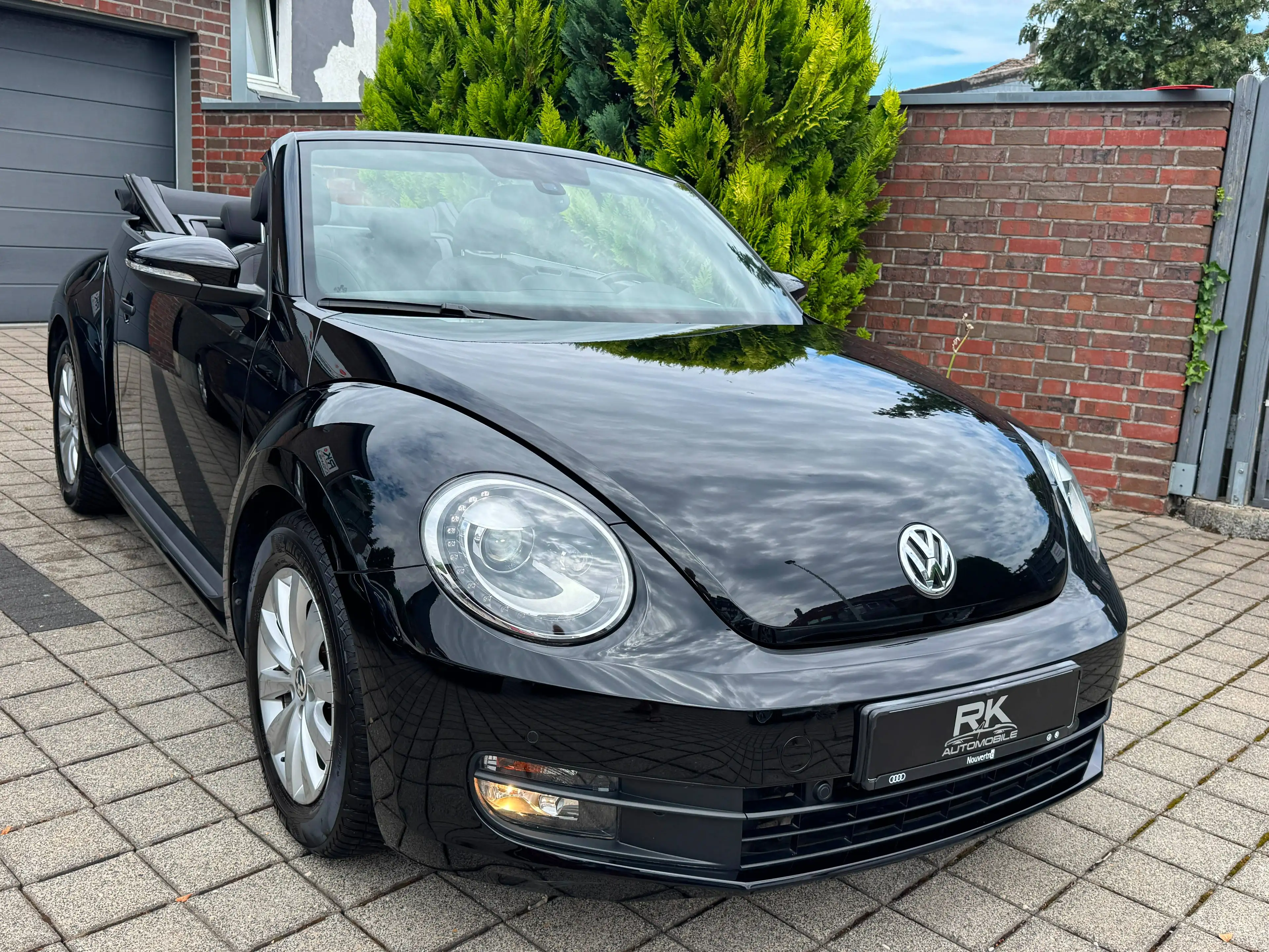 Volkswagen Beetle Basis BMT AUTOMATIK — photo 9