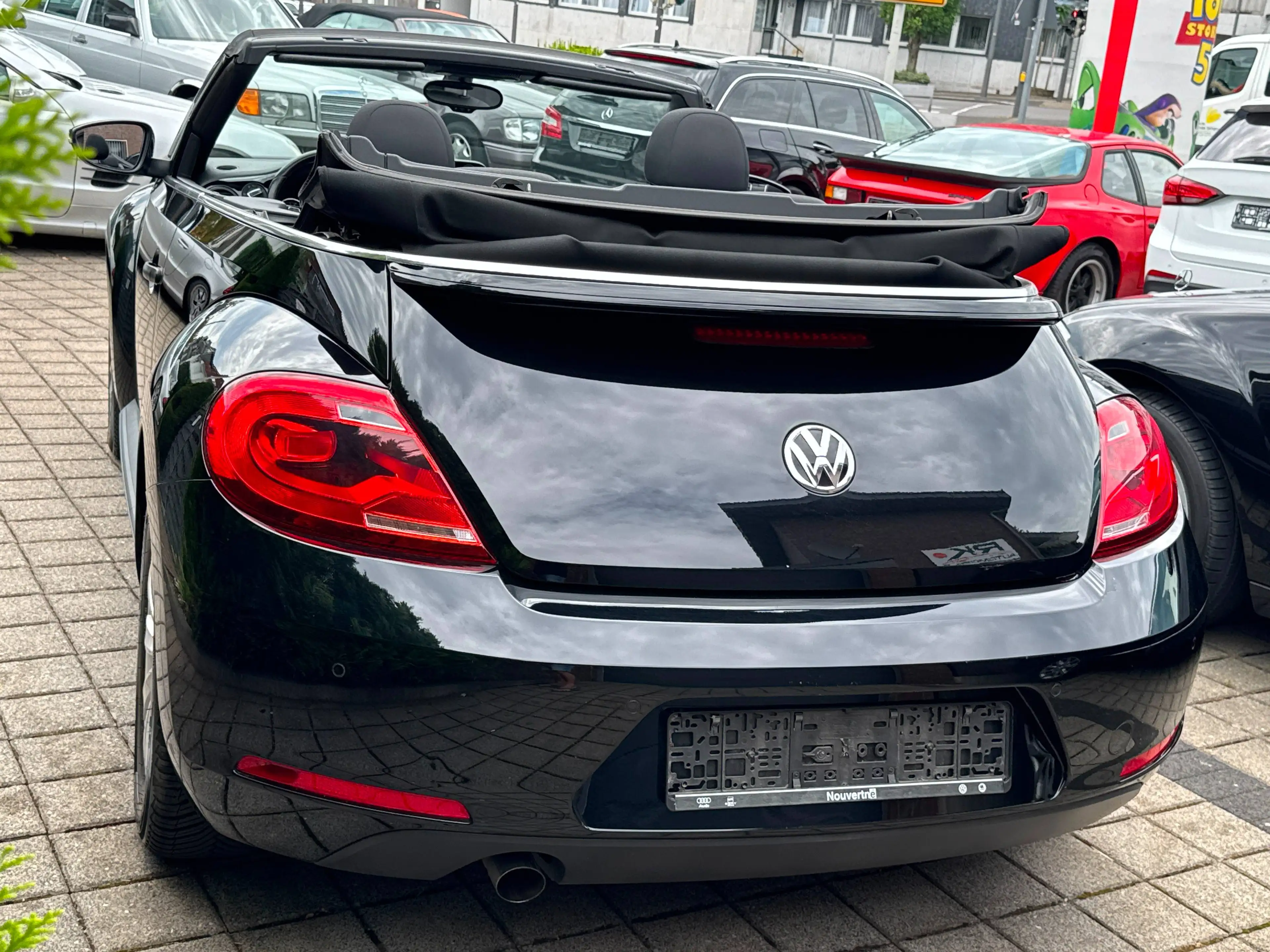 Volkswagen Beetle Basis BMT AUTOMATIK — photo 10