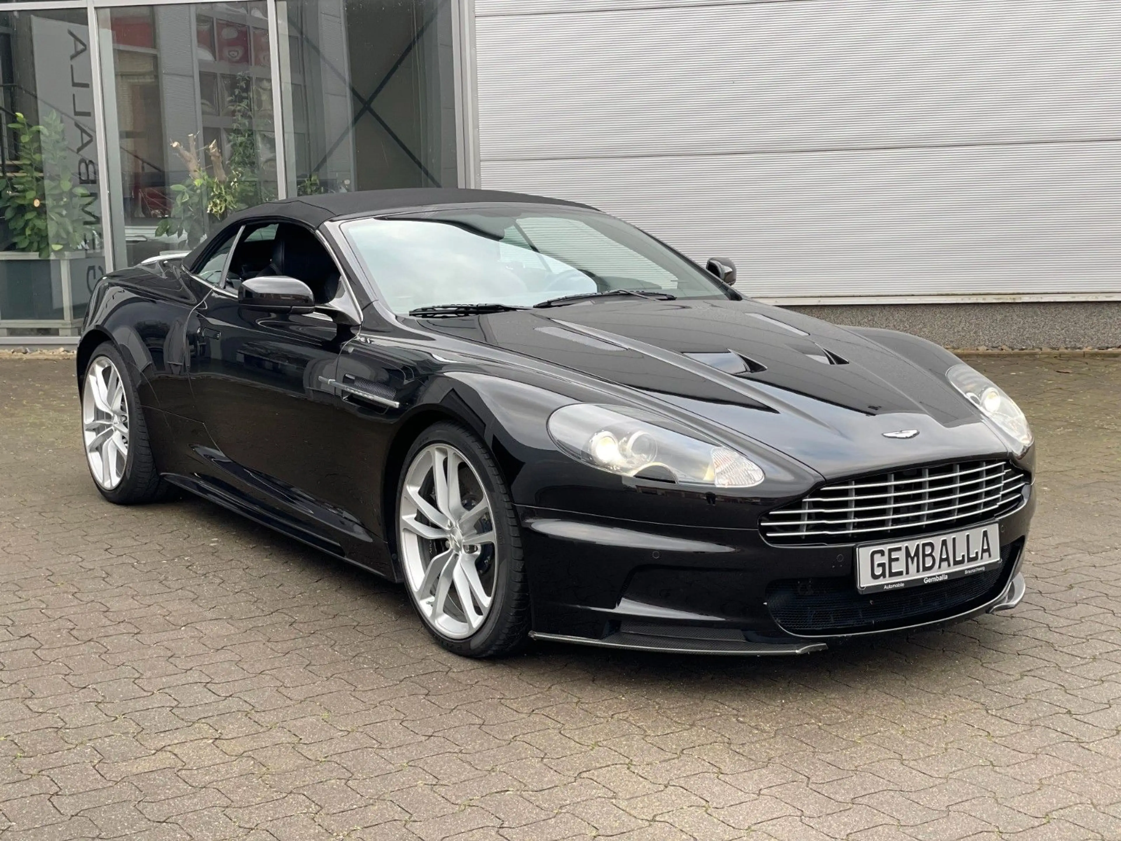 Aston Martin DBS 6.0 VOLANTE CARBON BLACK, DEUTSCHES FZG. — photo 13