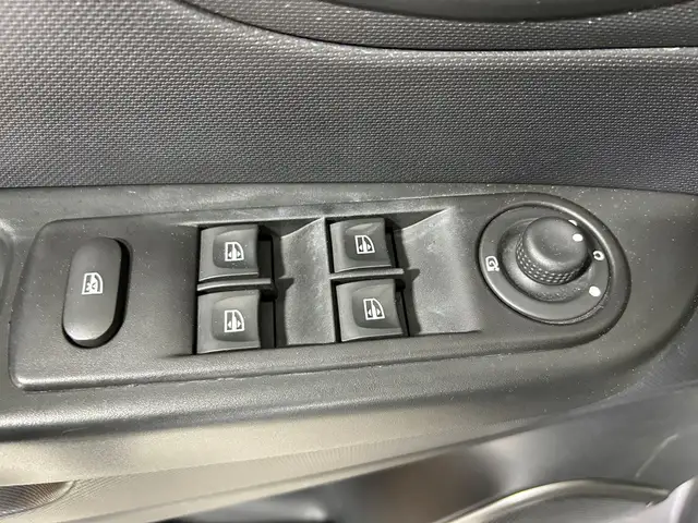 Renault Captur view 17