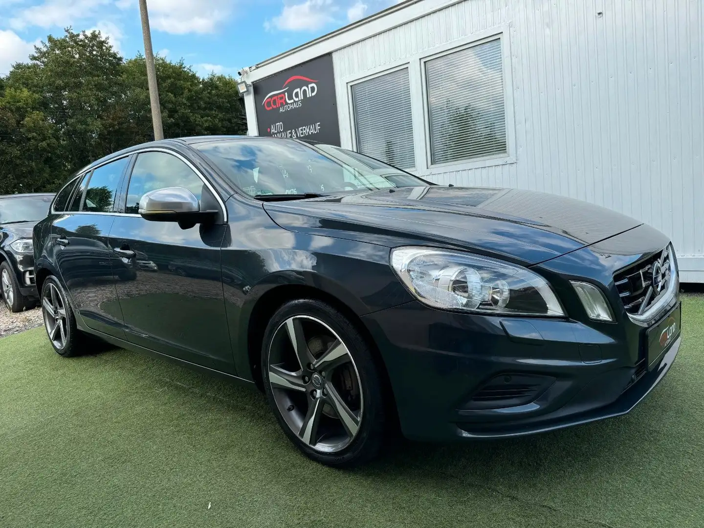 Volvo V60 Kombi R-Design SPORT  -2.Hand-S.heft-VOLL! Gris - 1